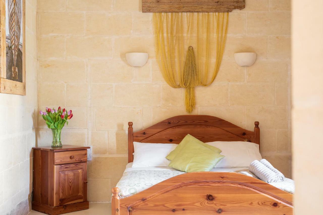Mood Farmhouse B&B Gharb  Exterior photo